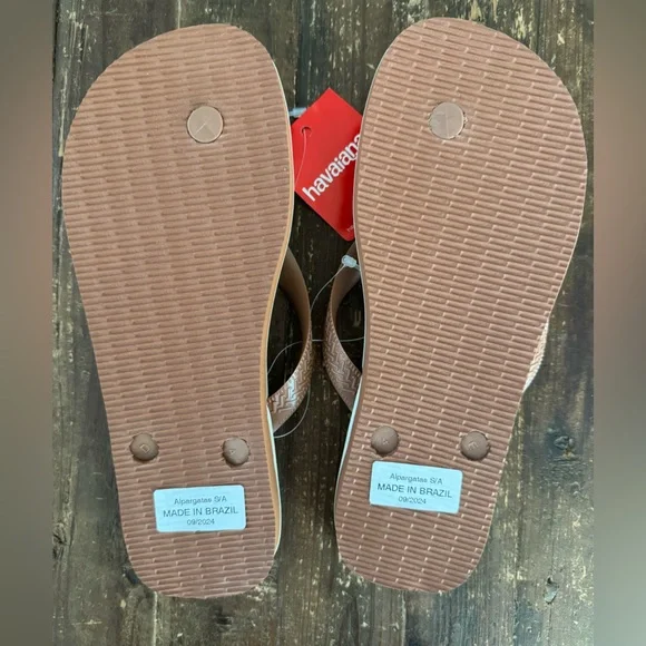 Havaianas × FARM Rio Bandana Deco Flip Flop - Picture 5 of 9